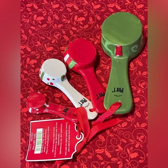 Pier 1 Imports Holiday Ceramic Measuring Spoon Set – Hand-Painted,  Early 2000s - Picture 3 of 5